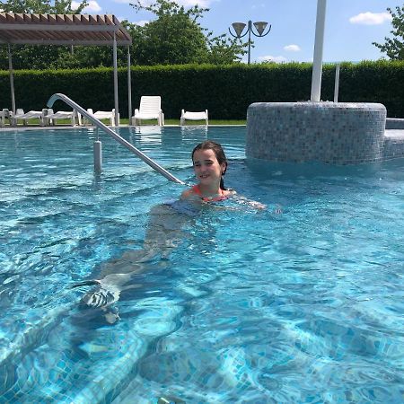 Karos Gold 813 Wellness Apartman Zalakaros Dış mekan fotoğraf
