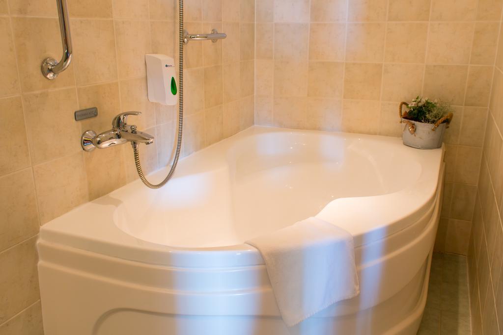 Karos Gold 813 Wellness Apartman Zalakaros Dış mekan fotoğraf